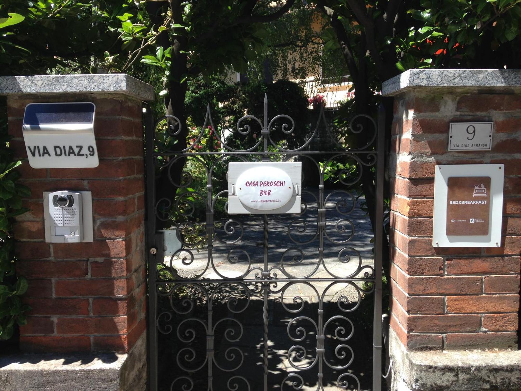 מנאג'יו Casa Peroschi B&B מראה חיצוני תמונה